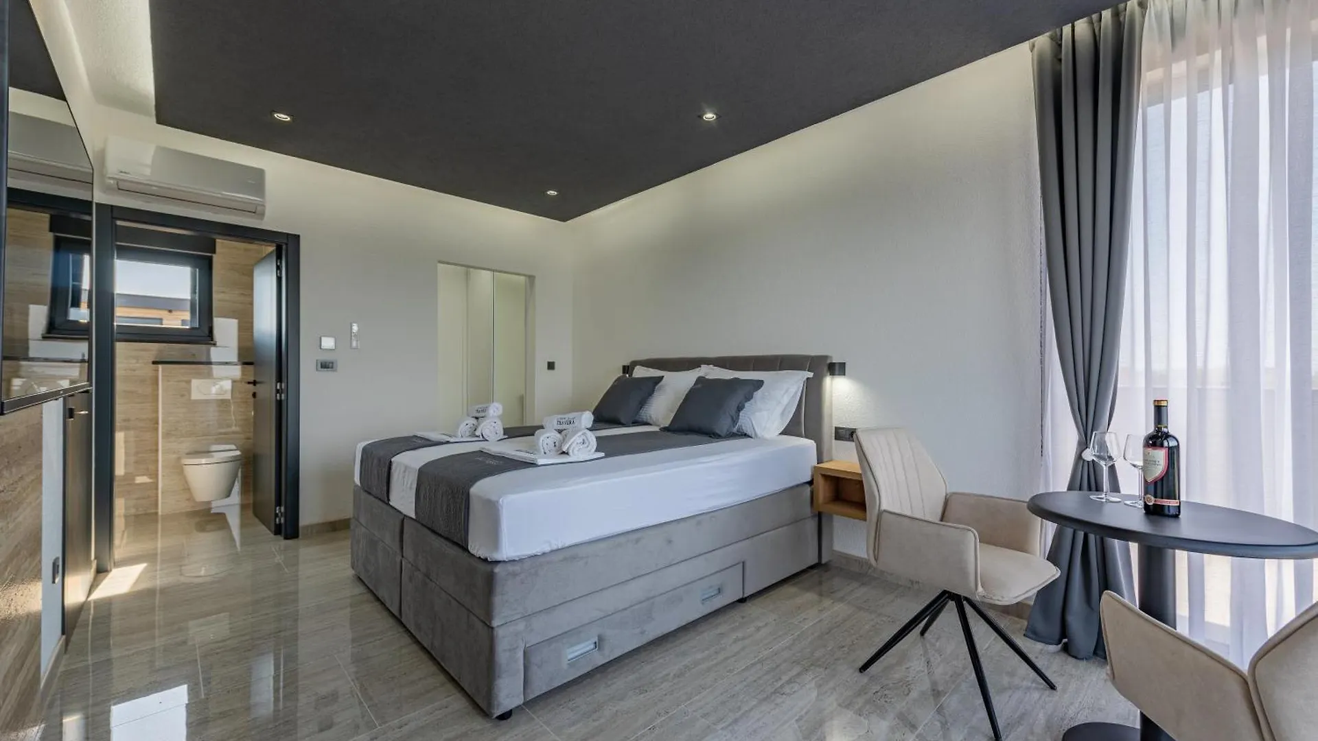 Seaside Luxury Villa With A Swimming Pool Privlaka, Zadar - 23518 Privlaka